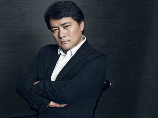 郭靖宇 知名影视导演,代表作有《打狗棍》,《铁梨花》,《刀锋1937》等